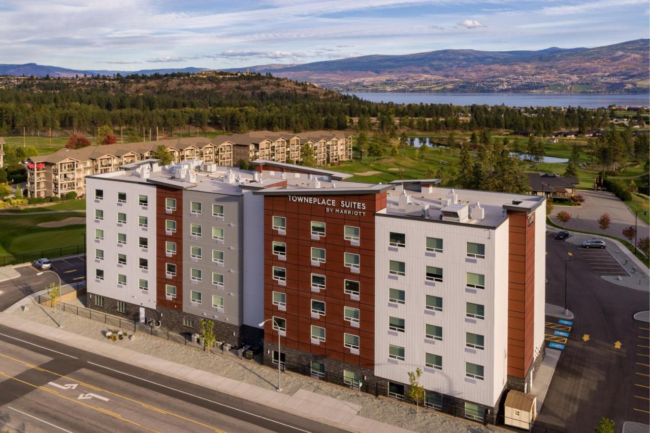 Towneplace Suites By Marriott West Kelowna Exterior photo